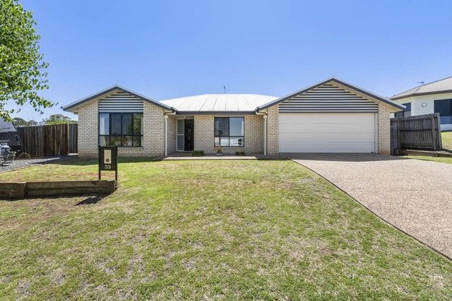 33 Wareena Crescent, QLD 4350