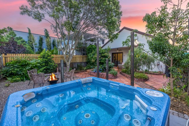 79 Perkins Street, QLD 4810