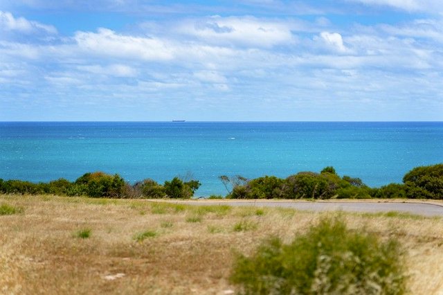 4 Highland Loop, WA 6530