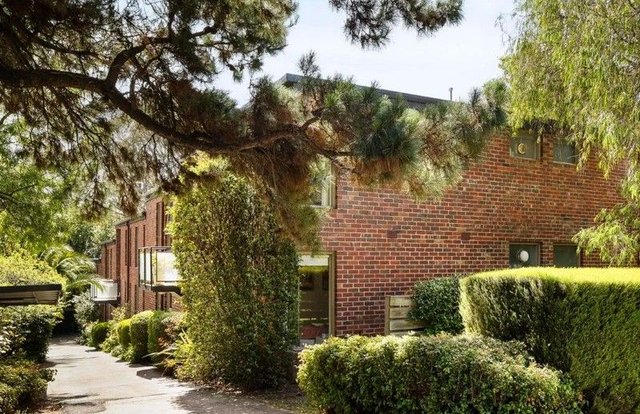 8/3 Rotherwood Road, VIC 3079