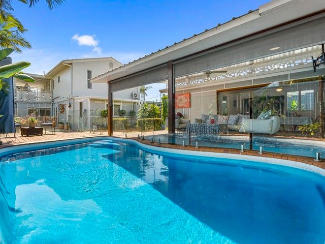 56 Whiting Street, QLD 4215