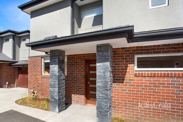 2/9 Station Road, VIC 3084