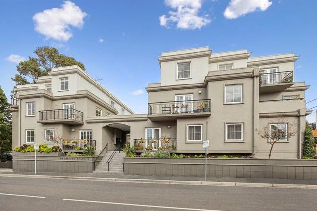 11/2 Henrietta Street, VIC 3122