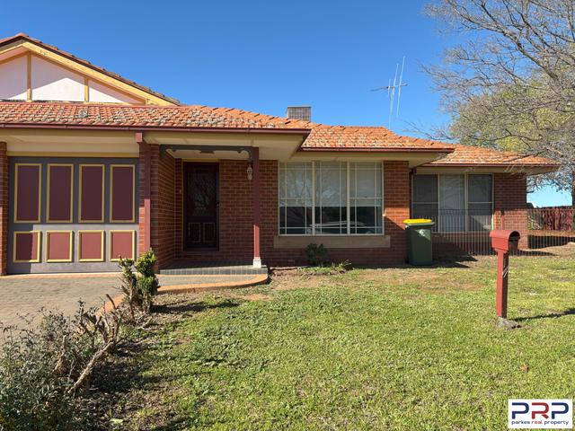 1/4 Friendship Place, NSW 2870