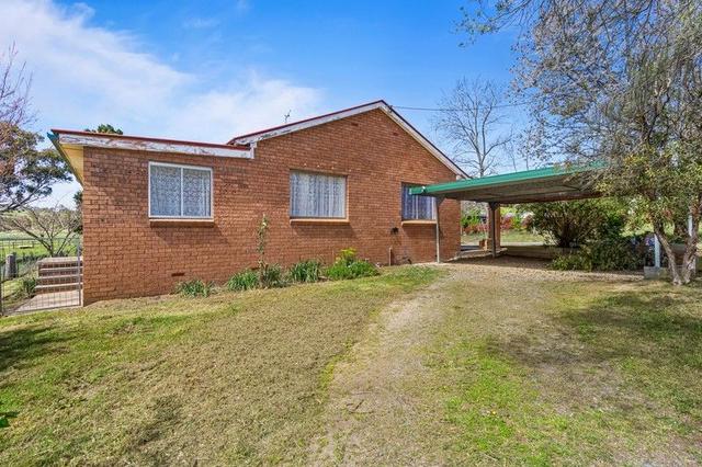 90 Uralla Road, NSW 2350