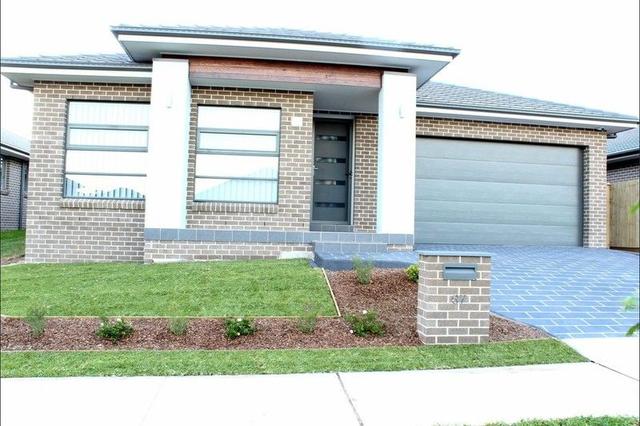 67 Lowndes Drive, NSW 2570