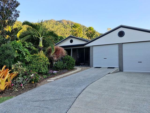 5 Laurence Close, QLD 4802