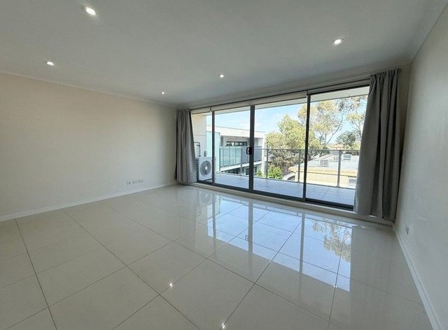 204B/19 South Street, VIC 3046