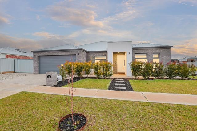 13 Amalfi Way, VIC 3498
