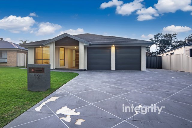 12 Lacebark Grove, NSW 2540