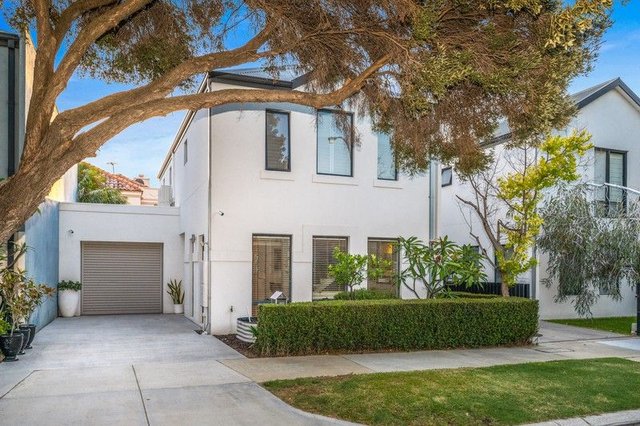 8 Bruce Street, WA 6159