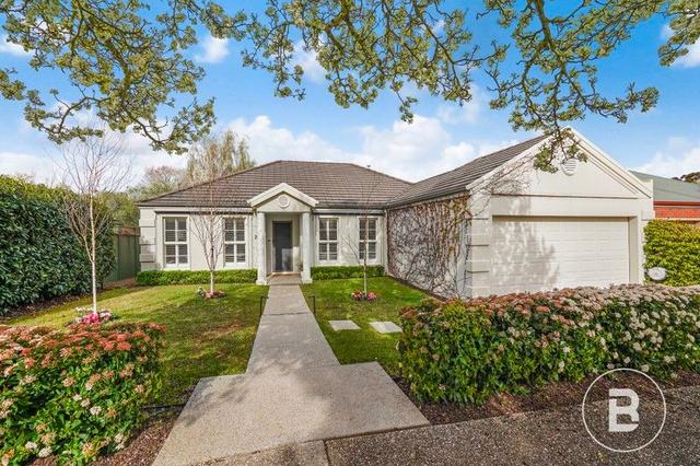 24 St Michaels  Place, VIC 3355