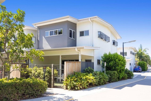 Unit 15/1a Regatta Boulevard, QLD 4575