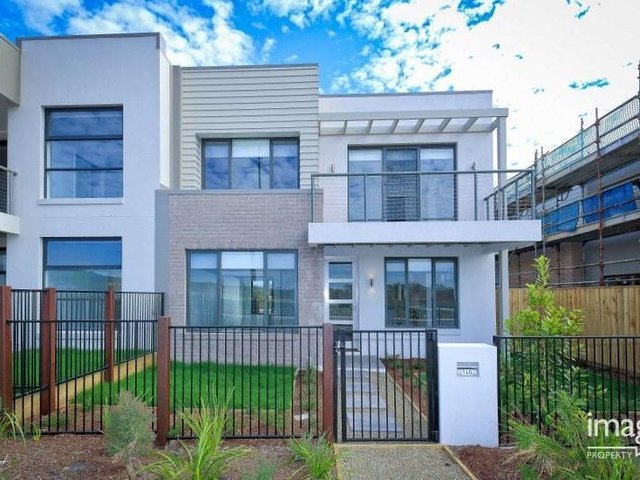 140 Spring Mountain Blvd, QLD 4300