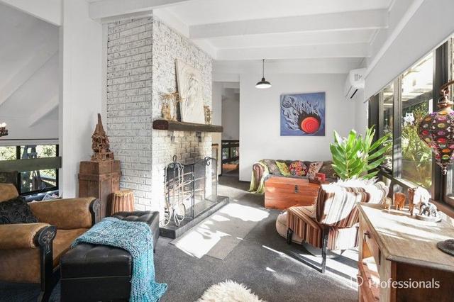 1 Adrienne Court, VIC 3799