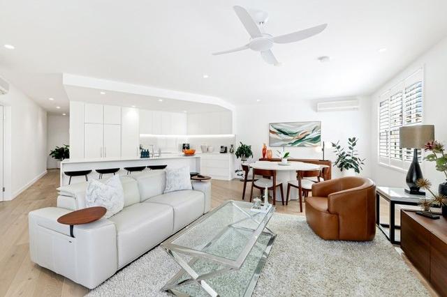 1027/3029 The Boulevarde, QLD 4211