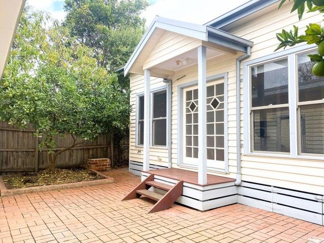 125 Gladstone Avenue, VIC 3070