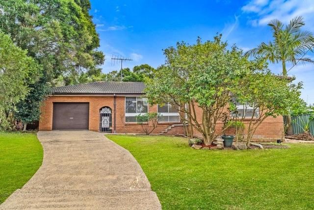 8 Clinton  Drive, NSW 2567