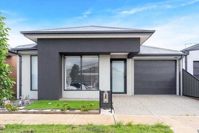82 Darwinia Drive, VIC 3064