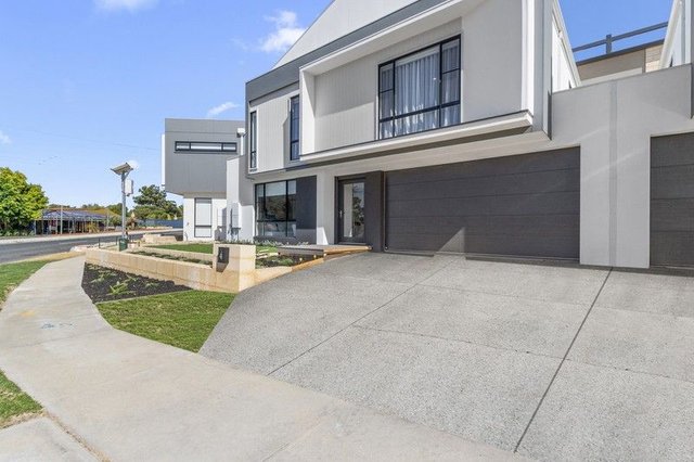 4 Barradine Way, WA 6025
