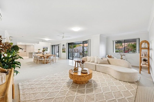 26/1 Acacia Court, QLD 4226