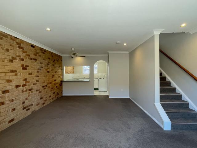 5/102 West High Street, NSW 2450