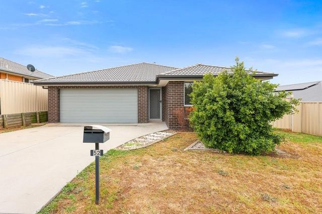 52 Finnegan Crescent, NSW 2333