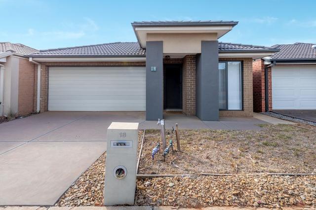 18 Fulham Cres, VIC 3335