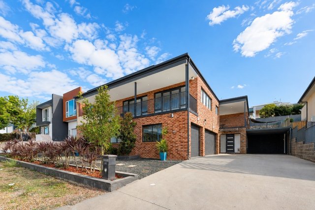 105 Waterfall Drive, NSW 2619