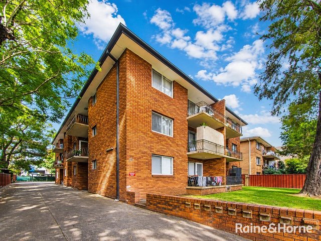 12/19 Parkes Street, NSW 2150