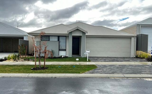 82 Aquamarine Street, WA 6034