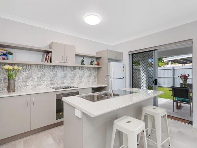 2/21 Reservoir Road, QLD 4870