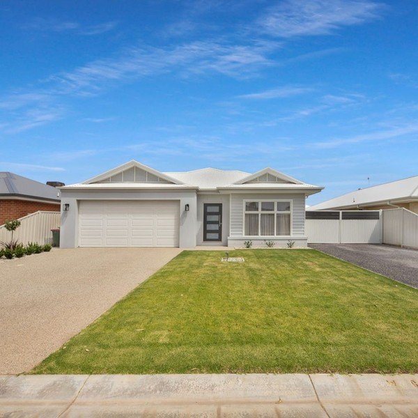 88 Zorro Drive, VIC 3730