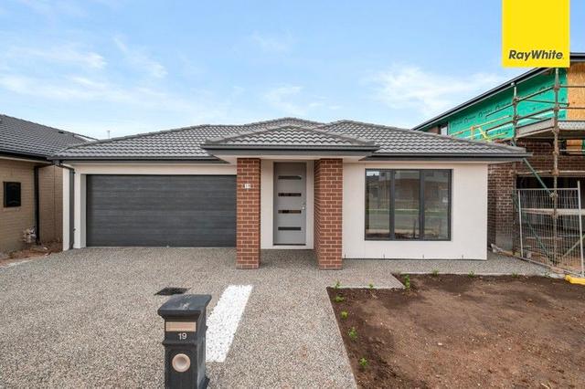 19 Leeton Street, VIC 3338