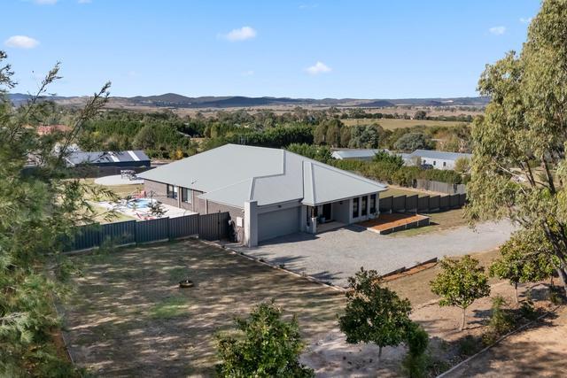 3 Clydesdale Close, NSW 2582