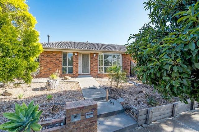 49 Farnborough Avenue, VIC 3064