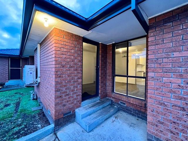 3/15 Milton Avenue, VIC 3168