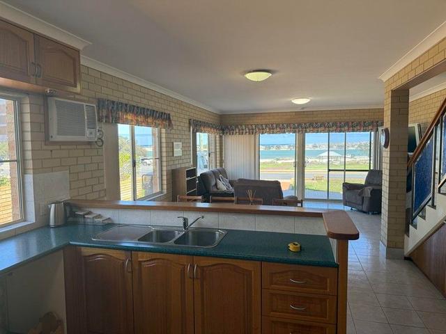 4/124 Grey Street, WA 6536