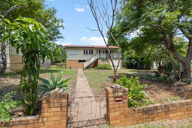 174 Sterculia Avenue, QLD 4121