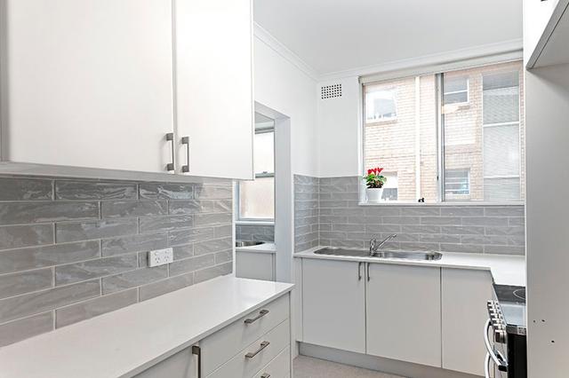 10/85 West Esplanade, NSW 2095