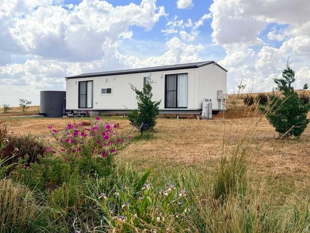 4 Cookapie Street, NSW 2870