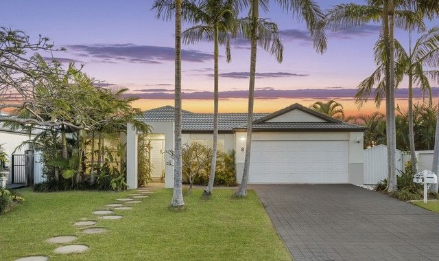 8 Seychelles Court, QLD 4220