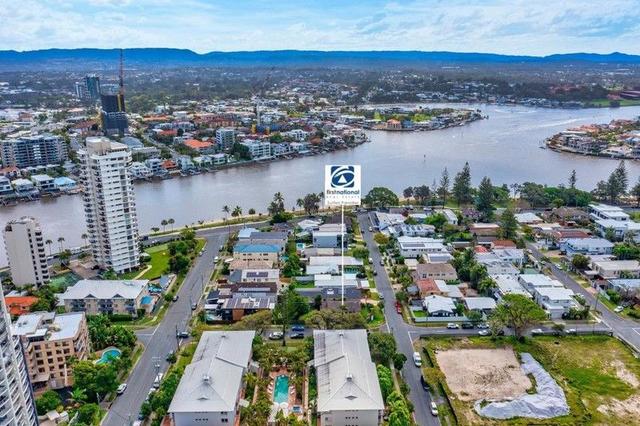 24 Pine Avenue, QLD 4217