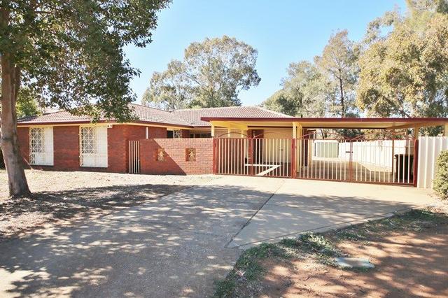 136 Baird Drive, NSW 2830