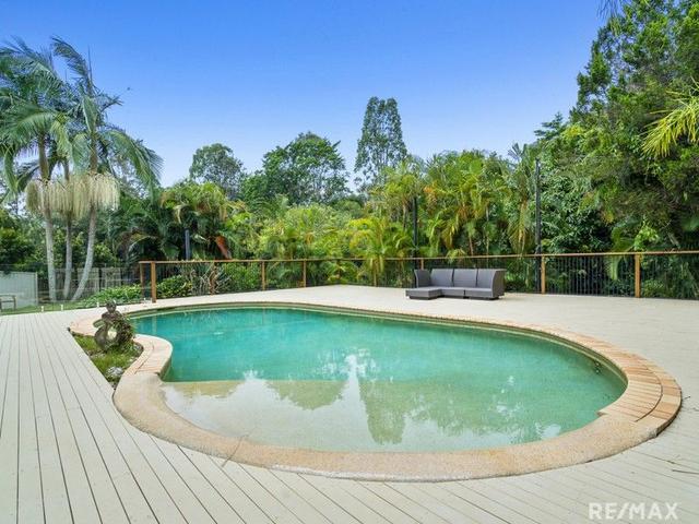 16 Burke Crescent, QLD 4213