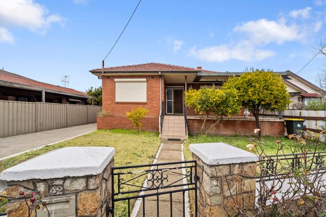 42 Uriarra Road, NSW 2620