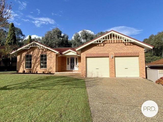 52 Greentree Way, NSW 2640