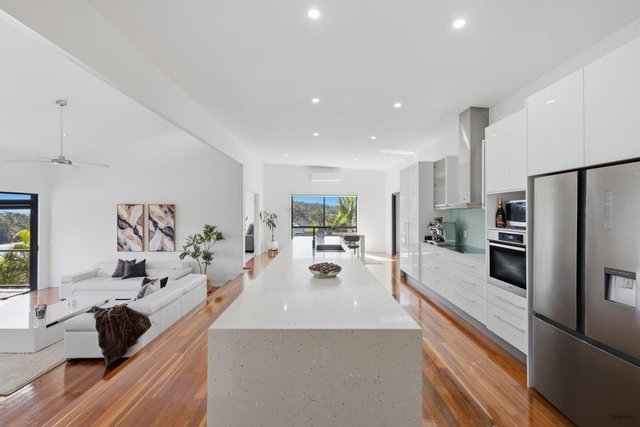 52 Sky Royal Terrace, QLD 4220