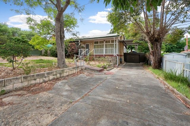 10 Barwell Road, WA 6167