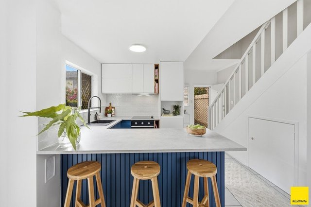 1/38 Springfield Crescent, QLD 4870